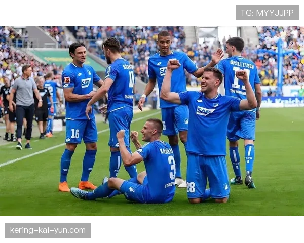 法甲裁判尺度争议频发，VAR介入标准飘忽影响中小球队生存空间